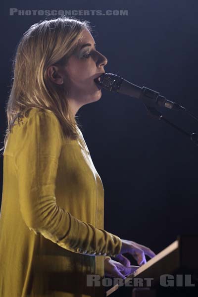 AUSTRA - 2017-03-31 - PARIS - Le Trianon - 